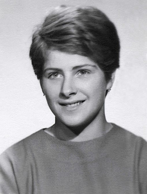 64 - Košice · Eva Kendeova (high school photo)