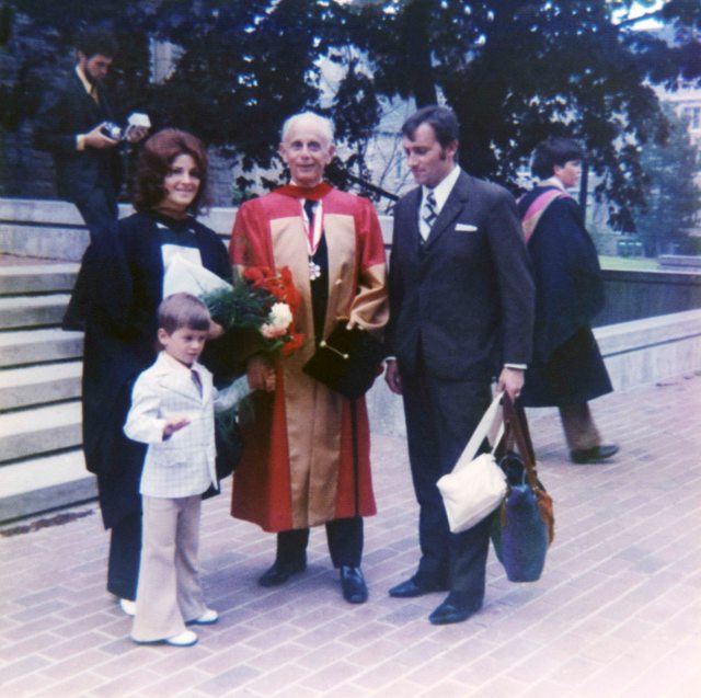 73.Jun - Guelph · Eva Dusil (College of Veterinary Medicine, graduation, Dr. Hans Selye w. Vaclav & Gabriel)
