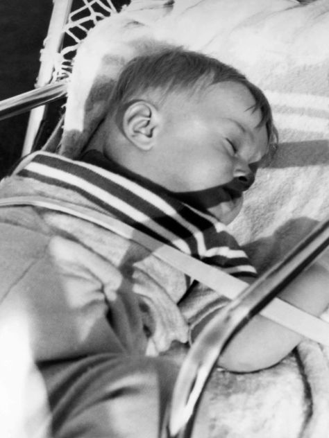 69.Apr - Košice · Gabriel Dusil (sleeping)