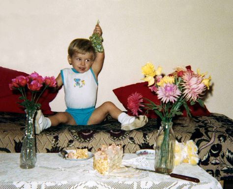 70.Sep.18 - Toronto · Gabriel Dusil (glass grapes)