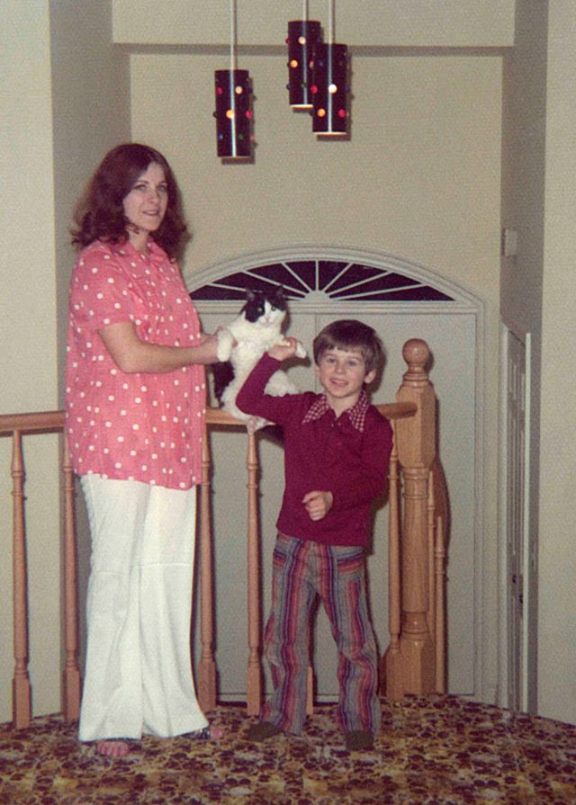 74.Feb - Burlington · Eva, Puci & Gabriel Dusil (foyer)