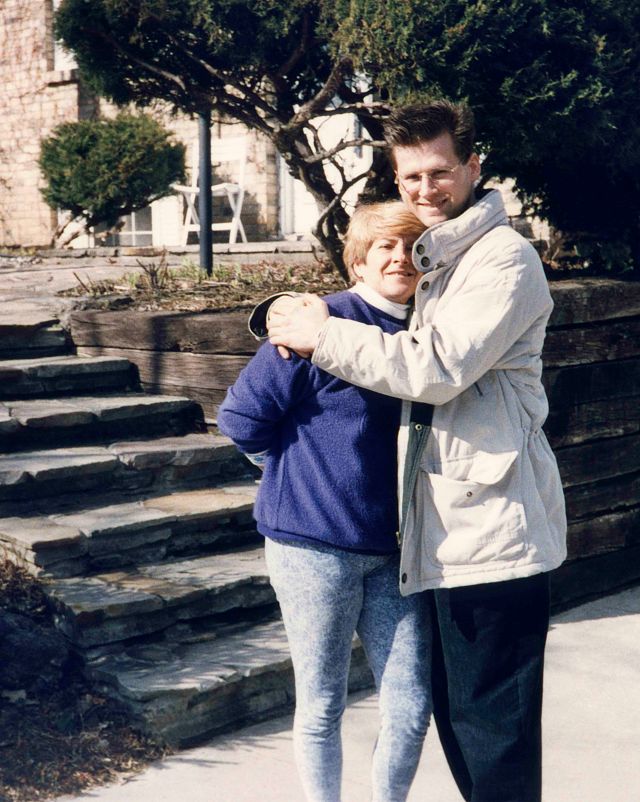 96.Apr.14 - Burlington · Eva & Gabriel (driveway)