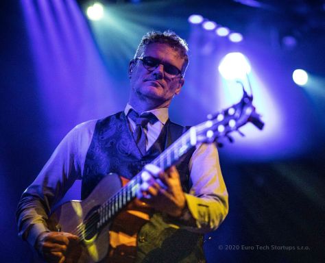 20.Feb.20 - Prague · Jesse Cook (Lucerna Concert, ac, gabrieldusil.com II)